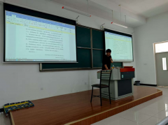 <b>并细致分解了学校食物平安变乱典</b>